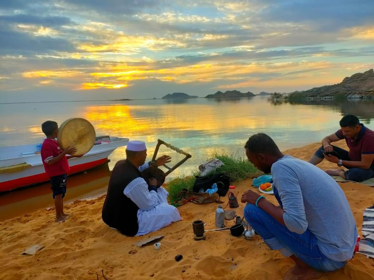 Kabara Nubian House Hotel Abu Simbel Værelse billede